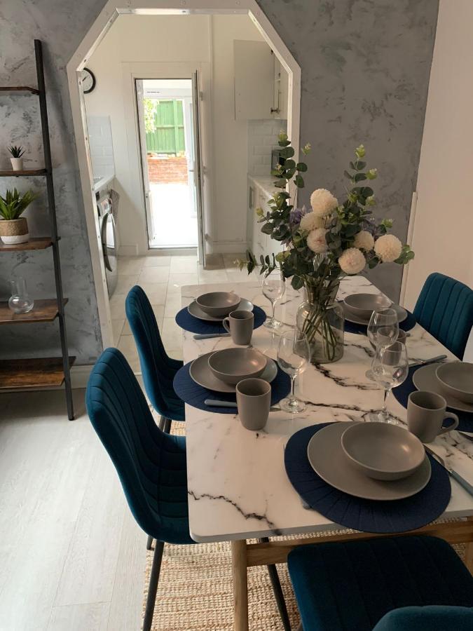 Вилла House Of Cosy Dots Нортхемптон Экстерьер фото